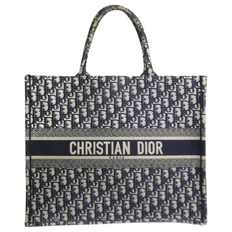 50-ma-0119 dior|Christian Dior Blu grande obliquo 2019 Prenota la borsa.